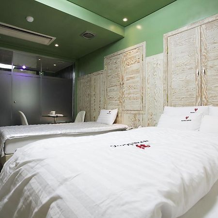Louis Hotel Сеонгнам Екстериор снимка