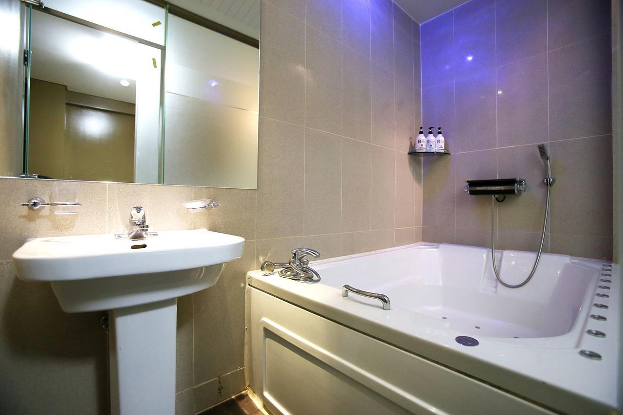 Louis Hotel Сеонгнам Екстериор снимка